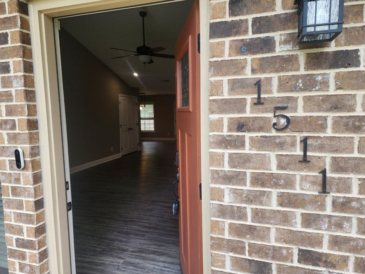 1511 Oersted St - Photo 2 of 38