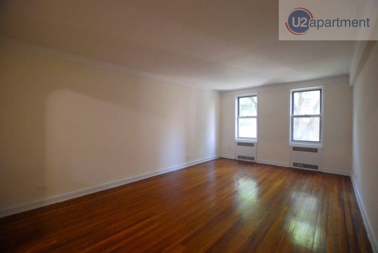 83 117th Street #3 - Photo 3 of 16