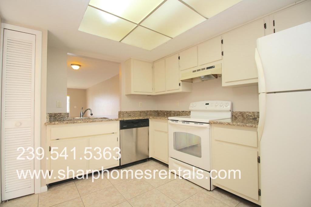 4516 Sw 10th Ave - Photo 5 of 25