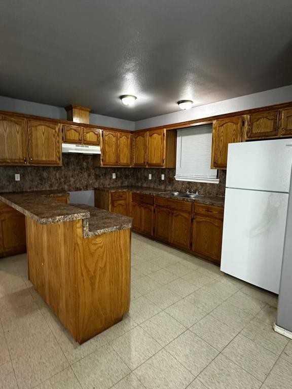 4720 Kelsey Dr - Photo 5 of 11