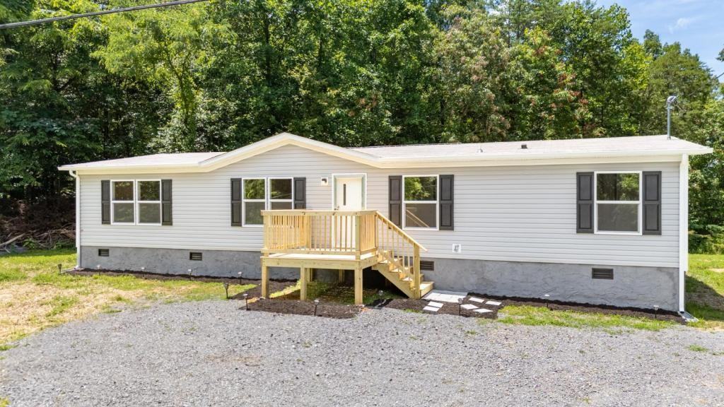 8903 Childress Rd - Photo 2 of 34