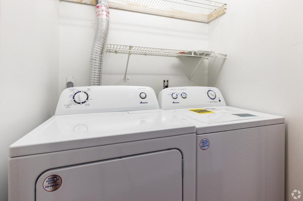 5211 Sw 21st Pl - Photo 5 of 10