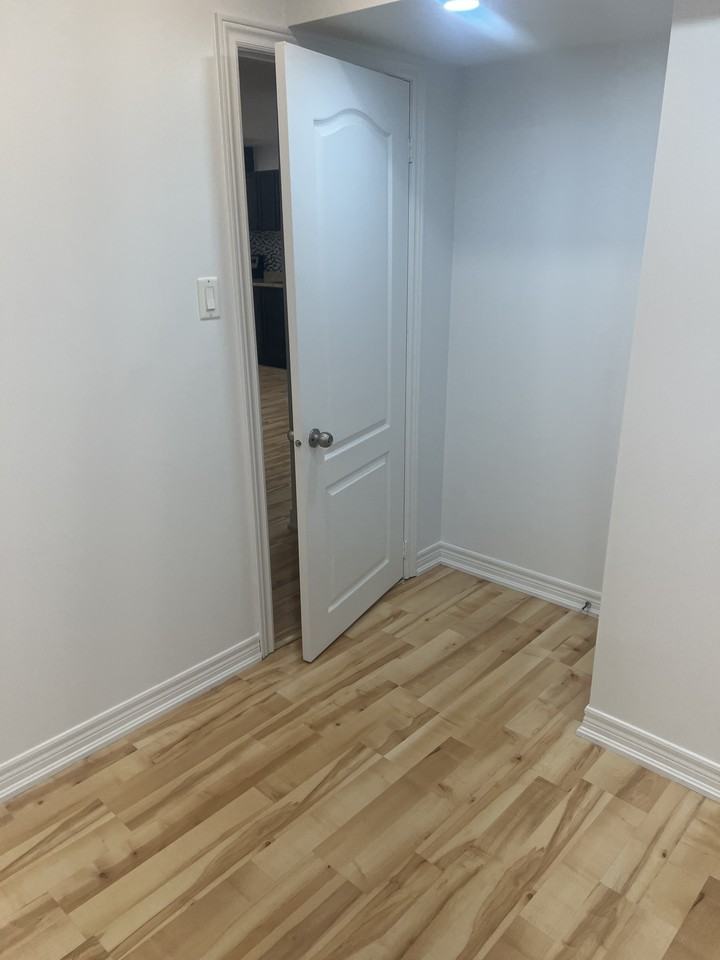 9 Arrowpoint Drive #9 - Photo 2 of 15