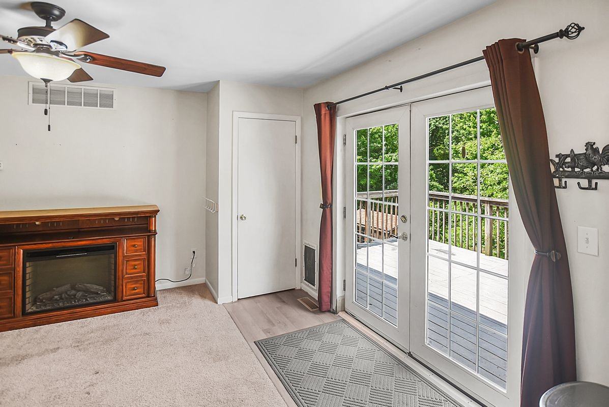 1451 Double Gate Rd - Photo 2 of 25