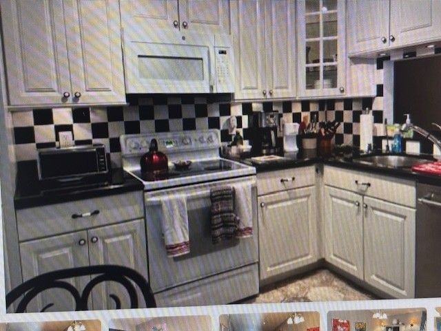 15234 Lakes Of Delray Blvd ##276 - Photo 3 of 3