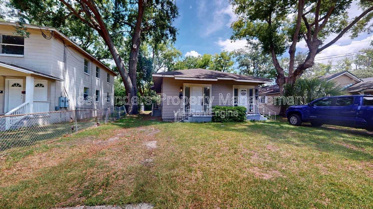 3313 College St - Photo 2 of 15