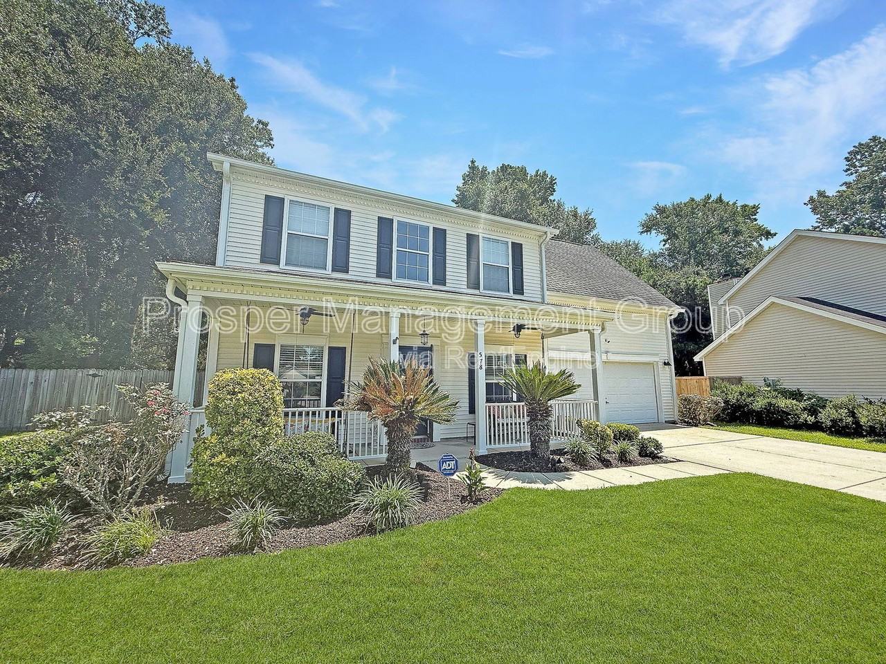 578 Carters Grove Rd - Photo 2 of 40