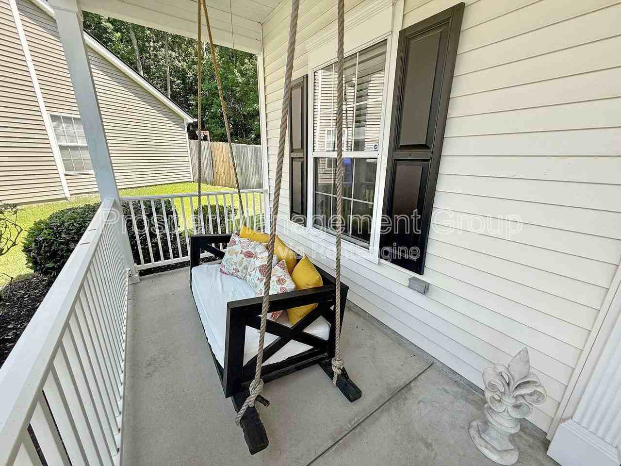 578 Carters Grove Rd - Photo 2 of 35