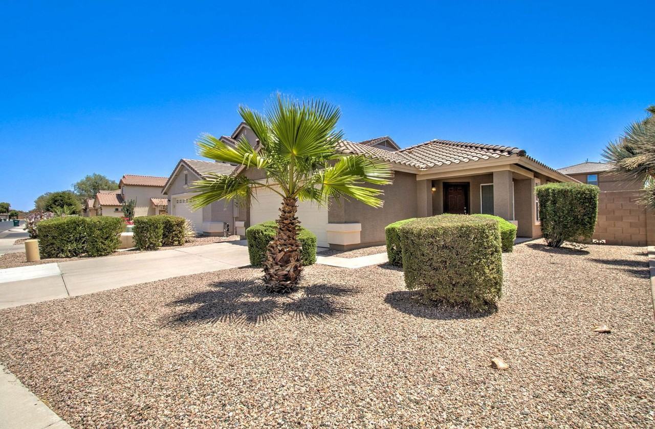 41375 W Cahill Dr - Photo 3 of 31