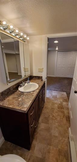 2221 Maxwell Ave #2 - Photo 7 of 9