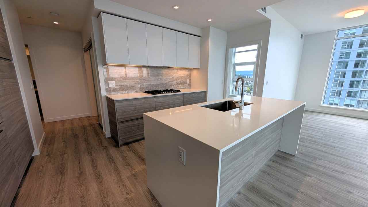 680 Quayside Drive #3007 - Photo 3 of 25