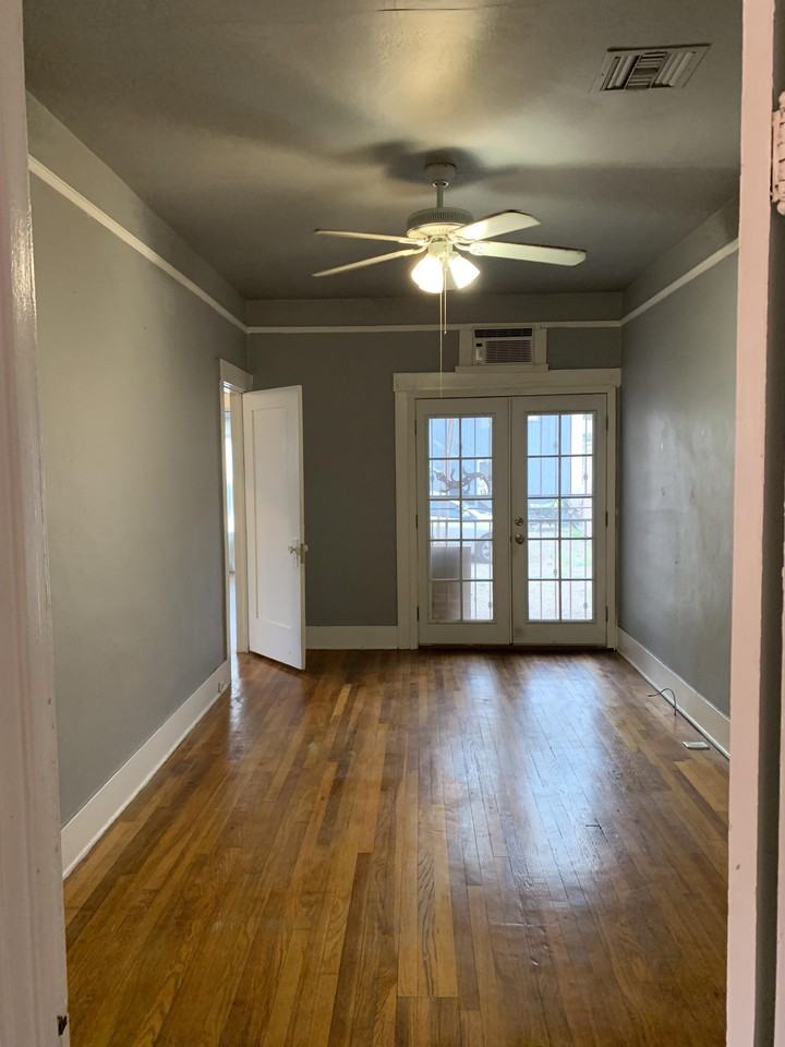 715 E 5th St #1 - Photo 7 of 10