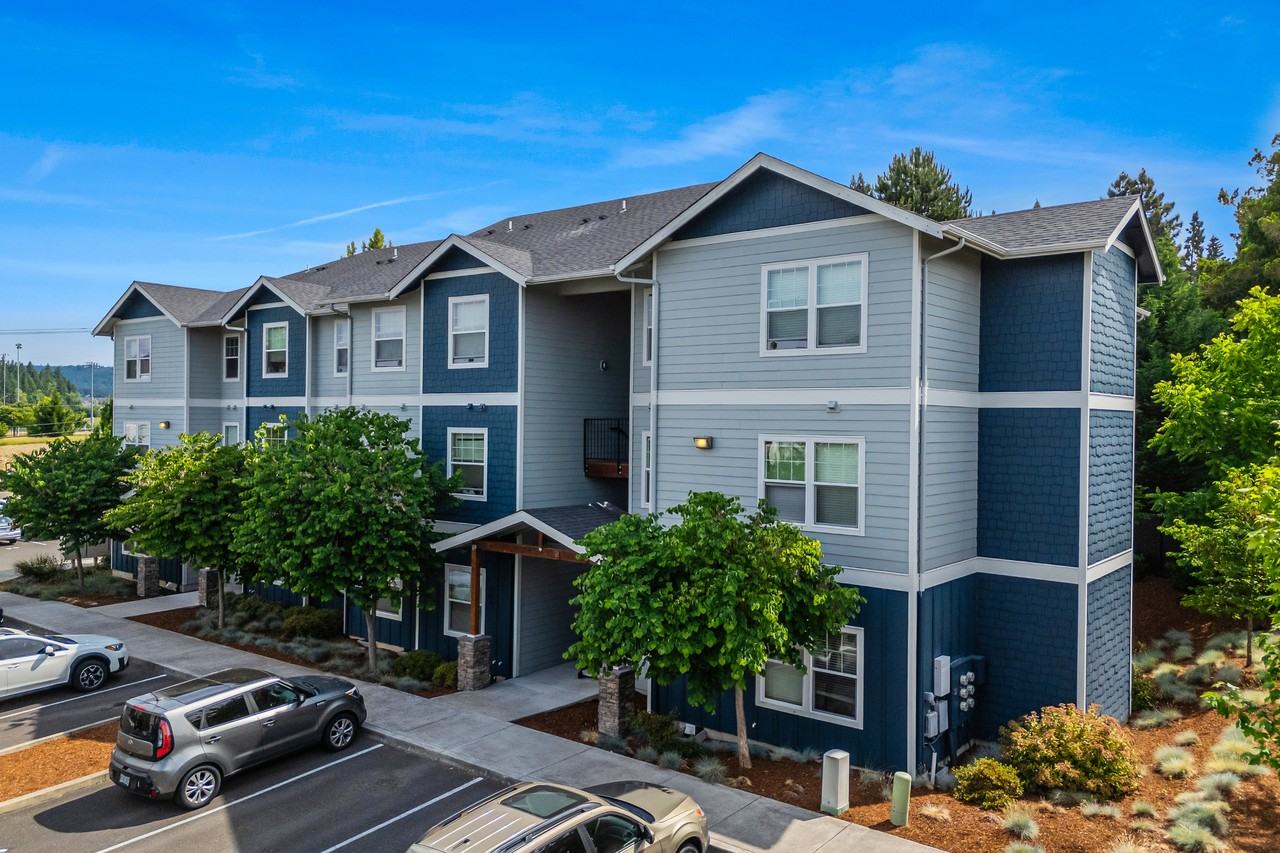 Bethany Apartments - Photo 2 of 38