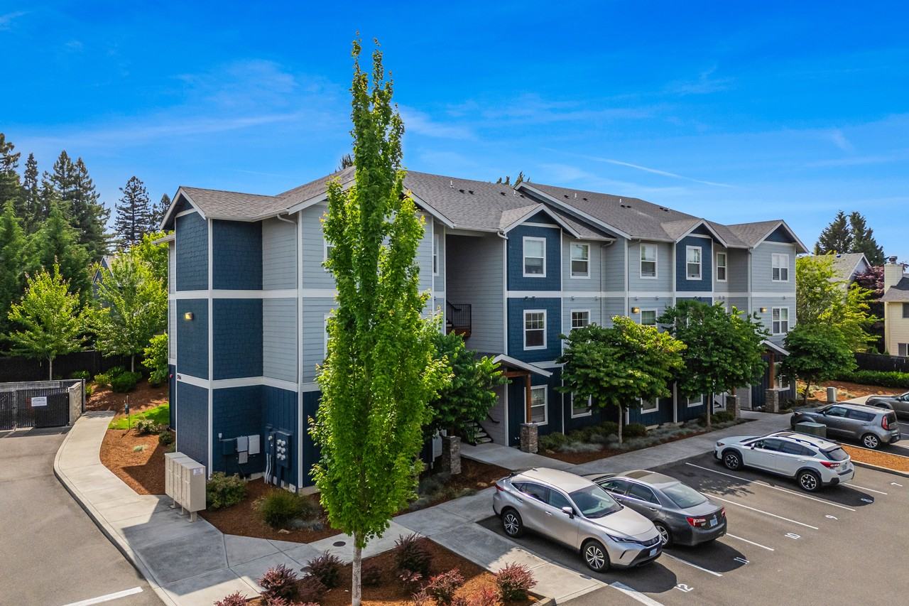 Bethany Apartments - Photo 3 of 38