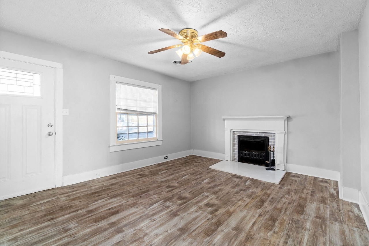 631 Ernest St - Photo 6 of 13
