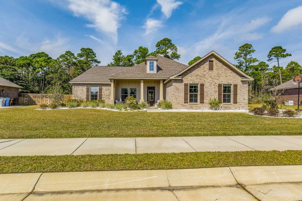 1385 Lombardy Dr - Photo 2 of 50