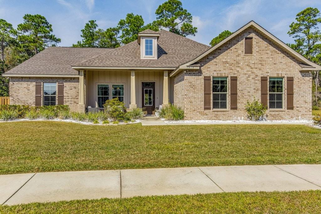 1385 Lombardy Dr - Photo 3 of 50