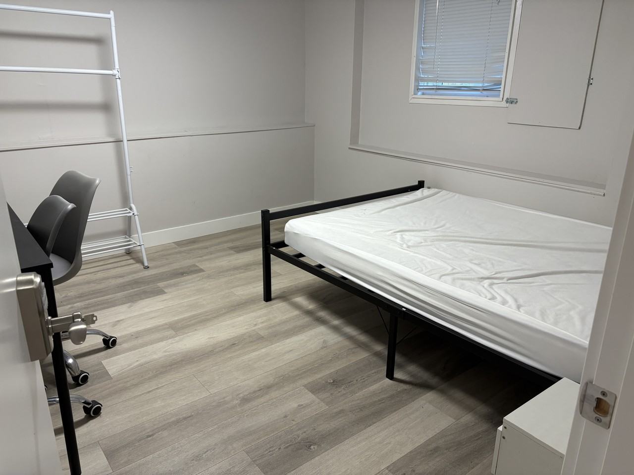 3592 West 23rd Avenue - Photo 6 of 8