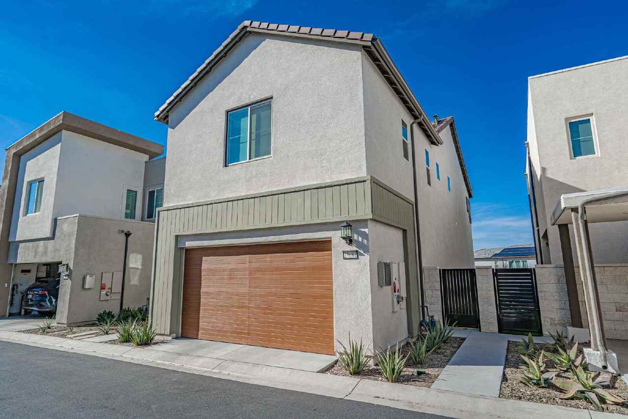 27081 Amber Sky Way - Photo 2 of 26