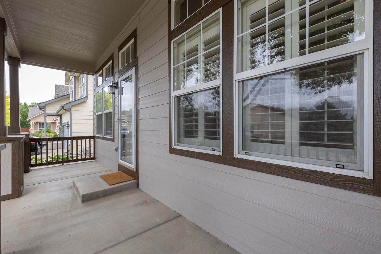 1404 Tonkin Pl - Photo 4 of 34