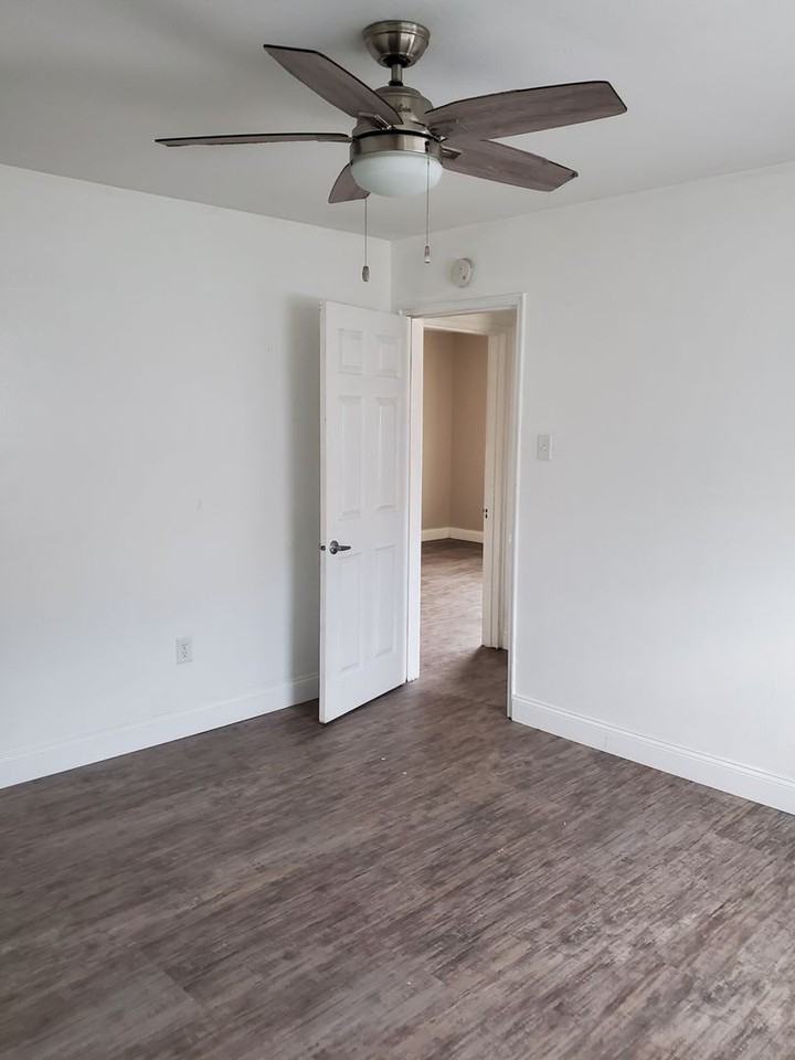 1 Glen Elm Drive - Photo 7 of 9