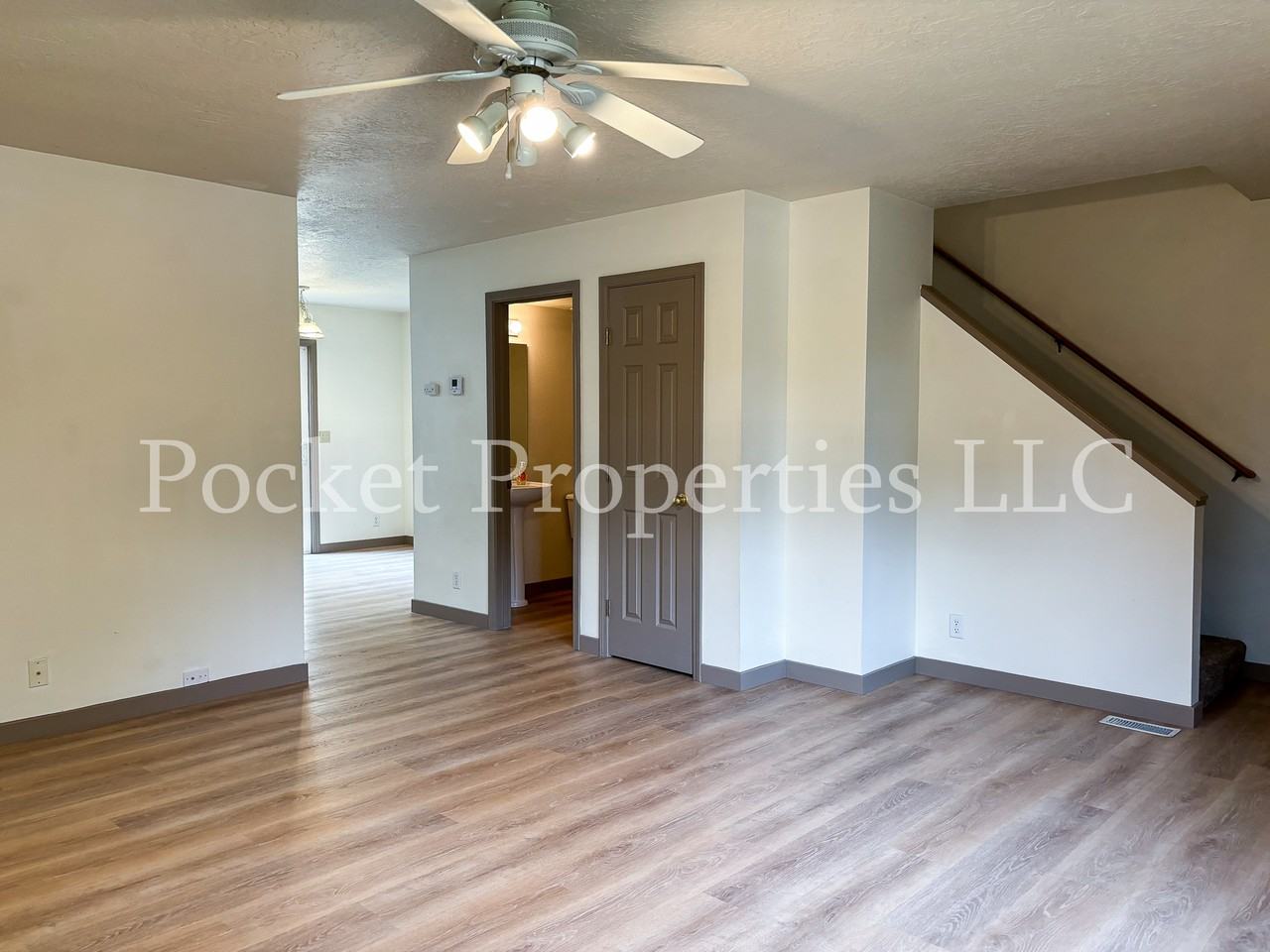 1636 W Highland St - Photo 2 of 11