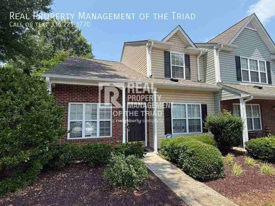 470 Peyton Ct - Photo 2 of 21