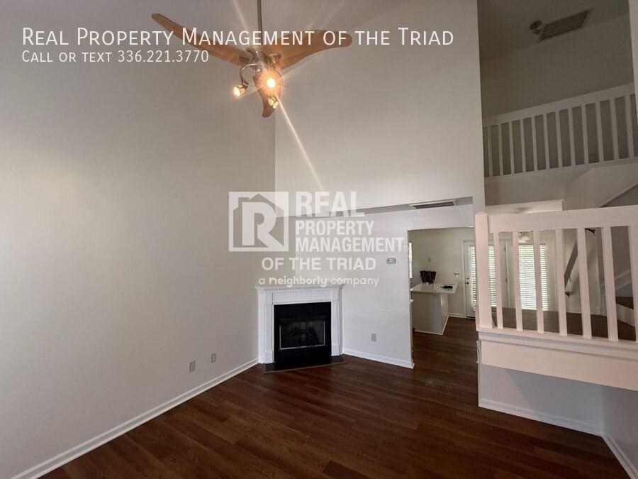 470 Peyton Ct - Photo 3 of 21