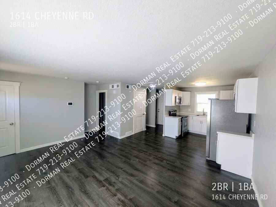 1614 E Cheyenne Rd - Photo 2 of 6