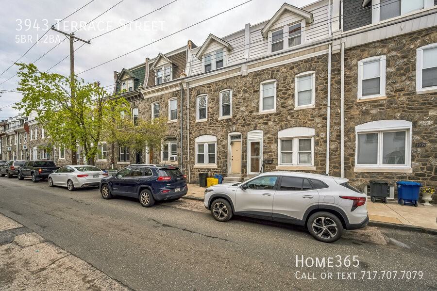 3943 Terrace St - Photo 2 of 17