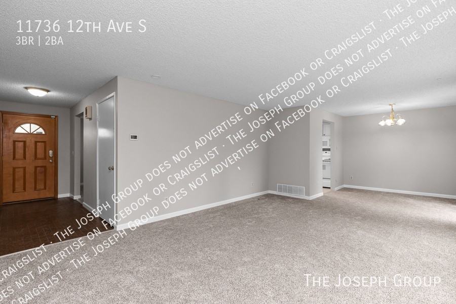 11736 12th Ave S - Photo 3 of 41