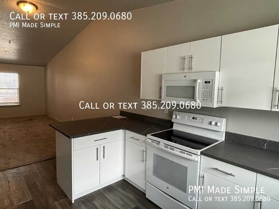 1700 Sandhill Rd - Photo 2 of 19