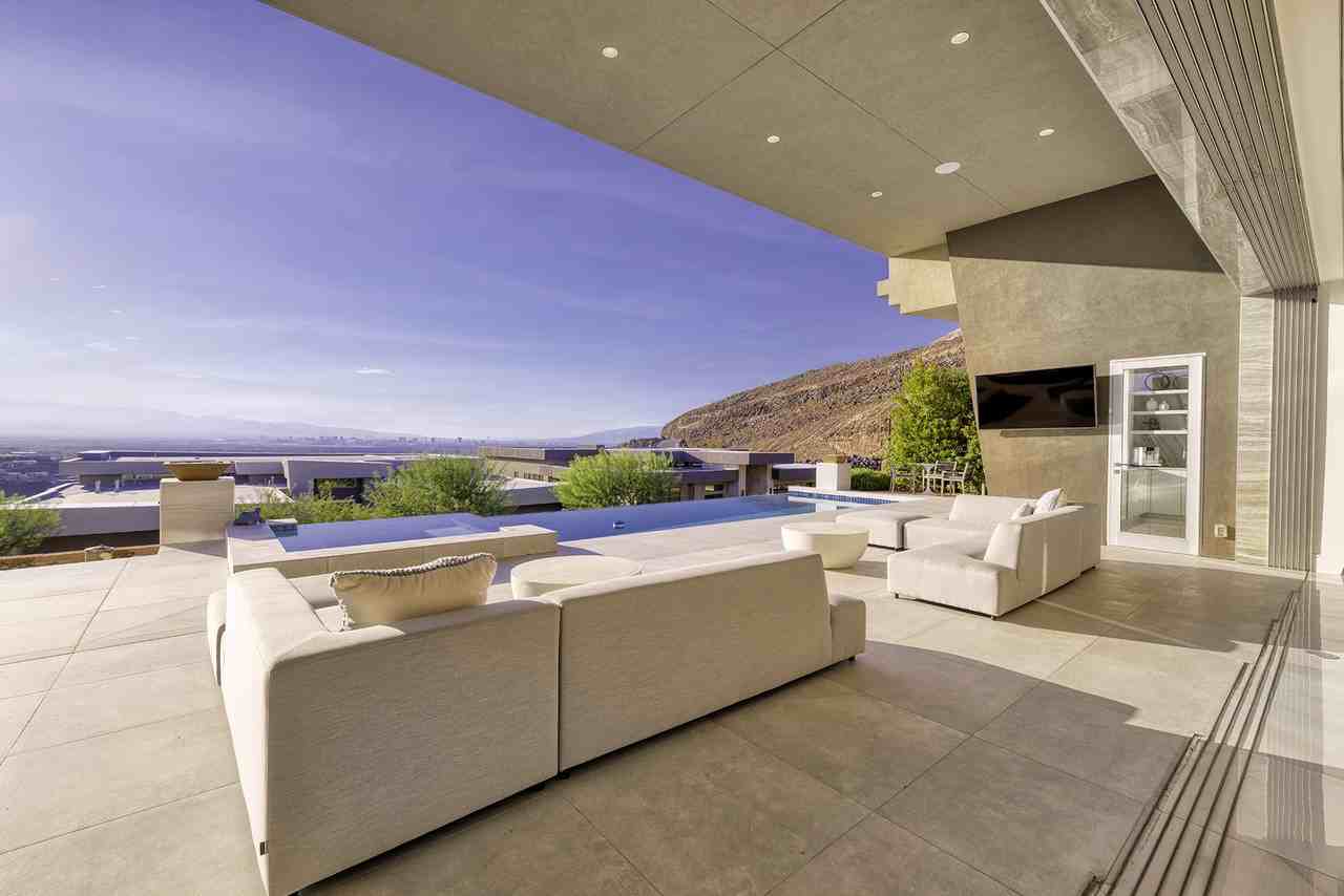 663 Palisade Rim Dr #NA - Photo 5 of 44