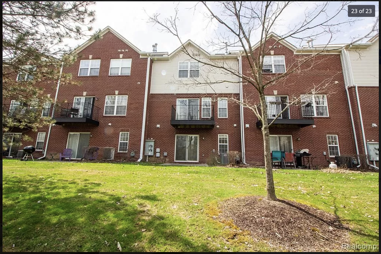 673 Cherry Orchard Rd #135 - Photo 2 of 22