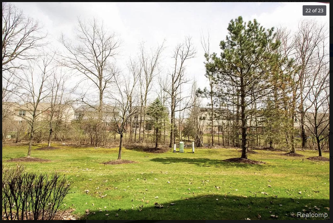 673 Cherry Orchard Rd #135 - Photo 5 of 22