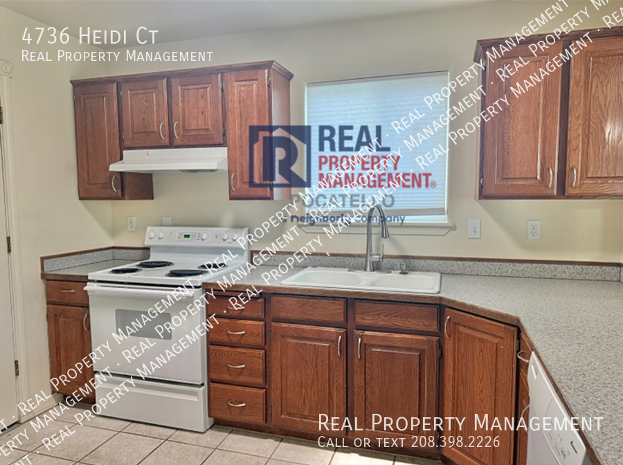 4736 Heidi Ct - Photo 2 of 23