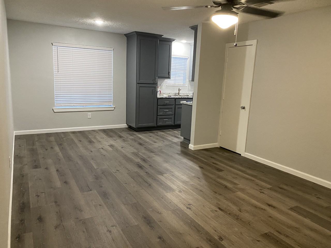 404 Cates Dr #404 - Photo 3 of 9