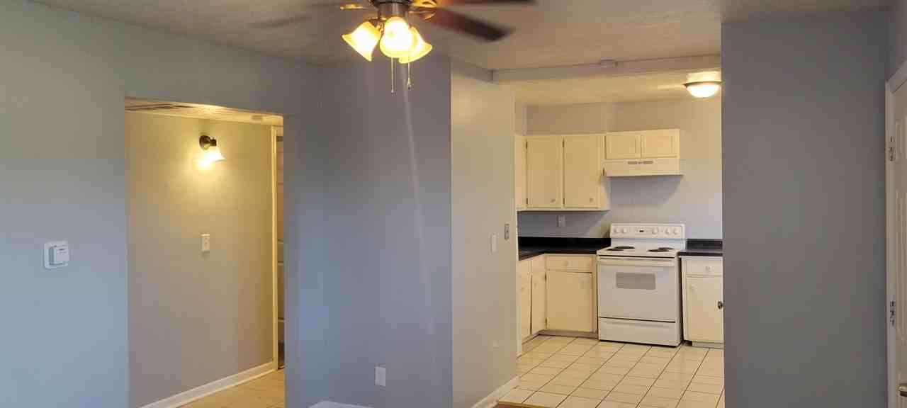 905 W 24th St #NA - Photo 3 of 9