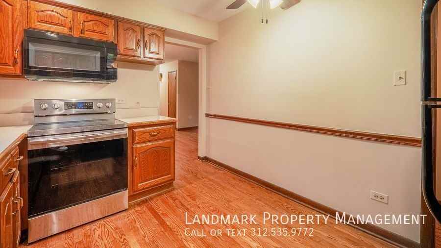 700 Ridge Rd - Photo 2 of 33