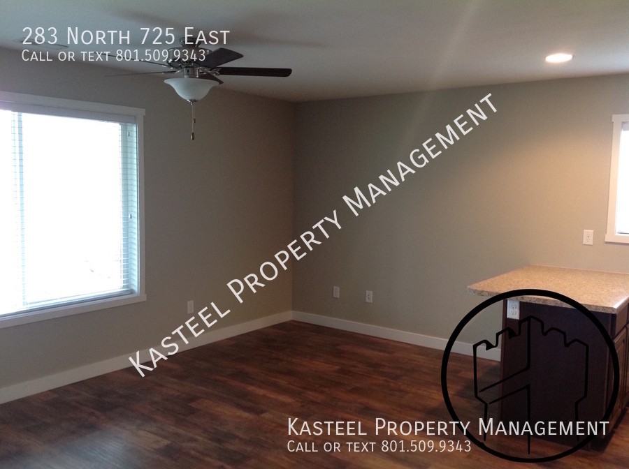 283 N 725 E - Photo 3 of 13