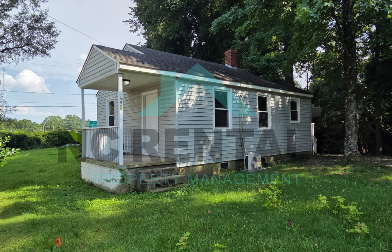1228 E Lindsay St - Photo 2 of 23