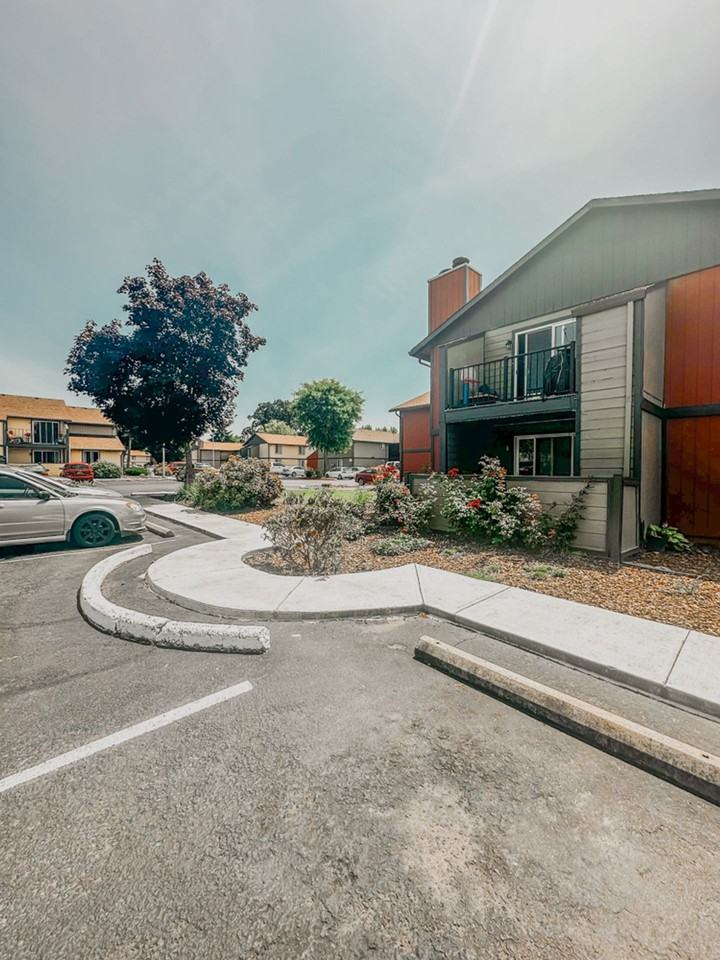 Whitman Park Apartments - Photo 5 of 50