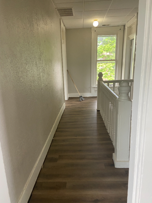 203 N Pennsylvania St #3 - Photo 4 of 10