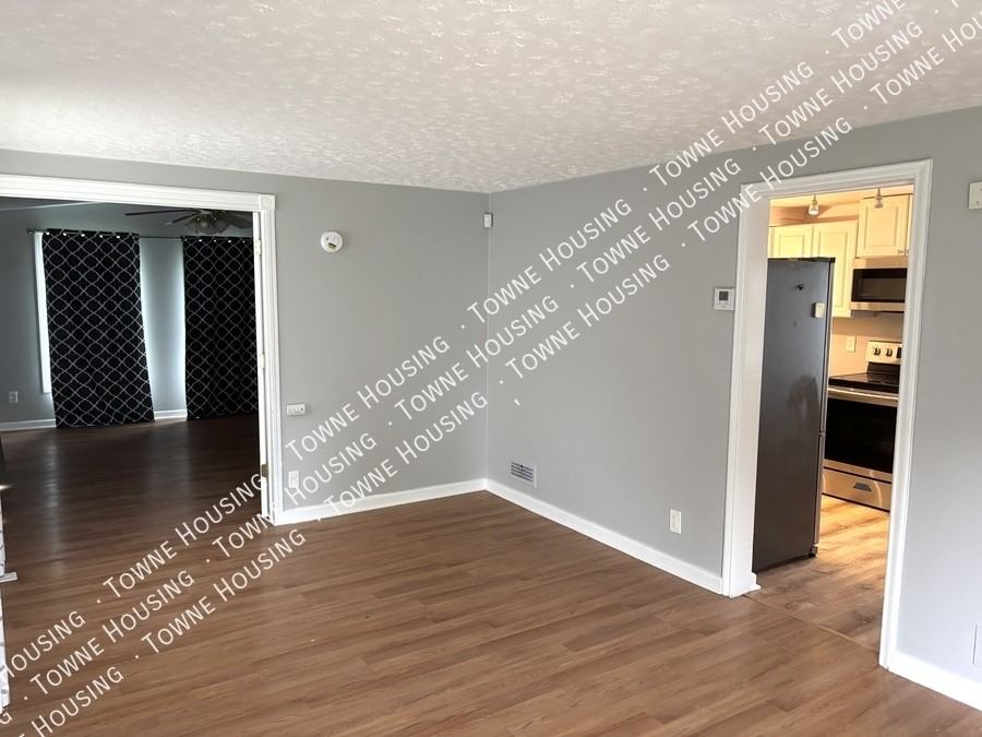 520 76th St - Photo 2 of 18