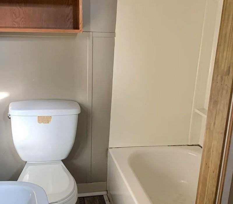 219 N Broadway - Photo 3 of 8