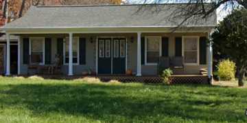 featured image of 1600 Boxwood Dr