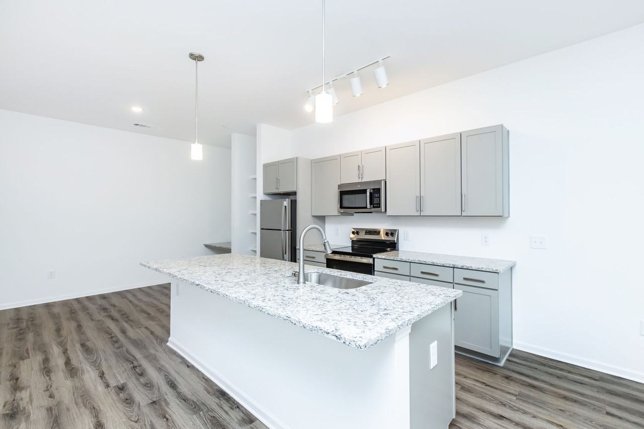 Sandpiper Terrace - Photo 7 of 21