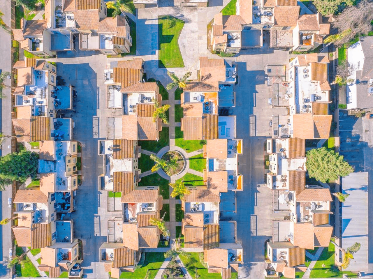 Mission Villa Town Homes - Photo 4 of 40