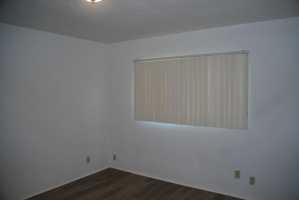 featured image of 220 S E St