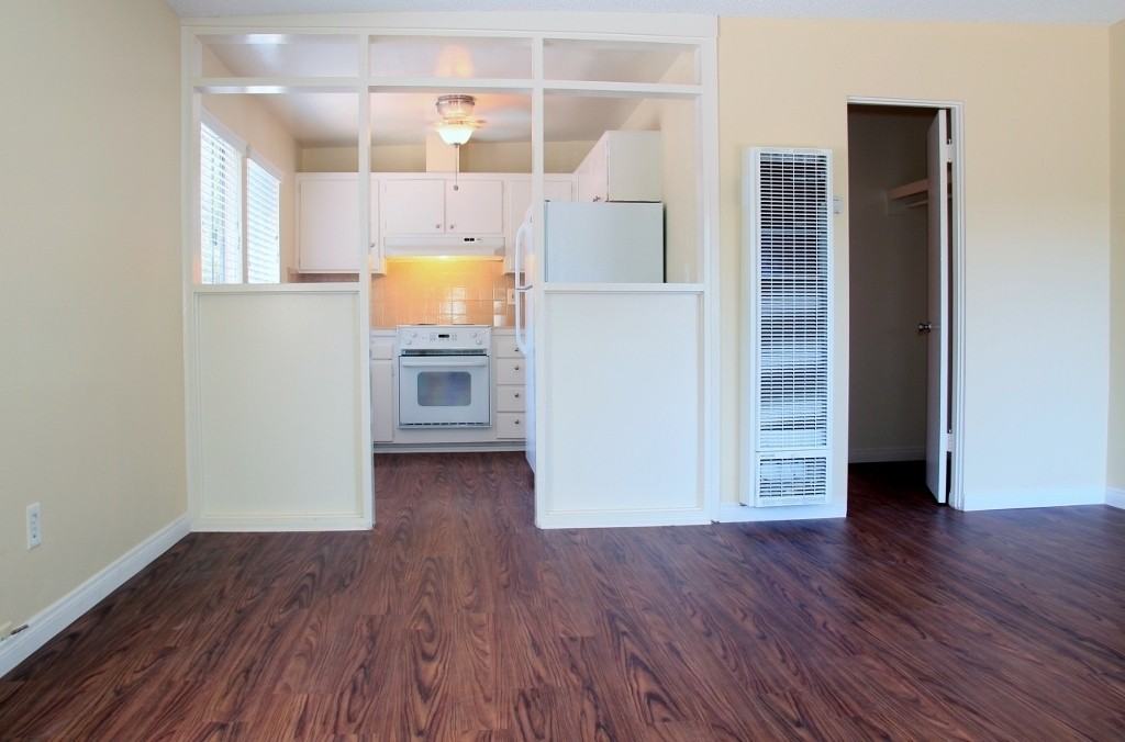 3681 Keating St - Photo 3 of 4